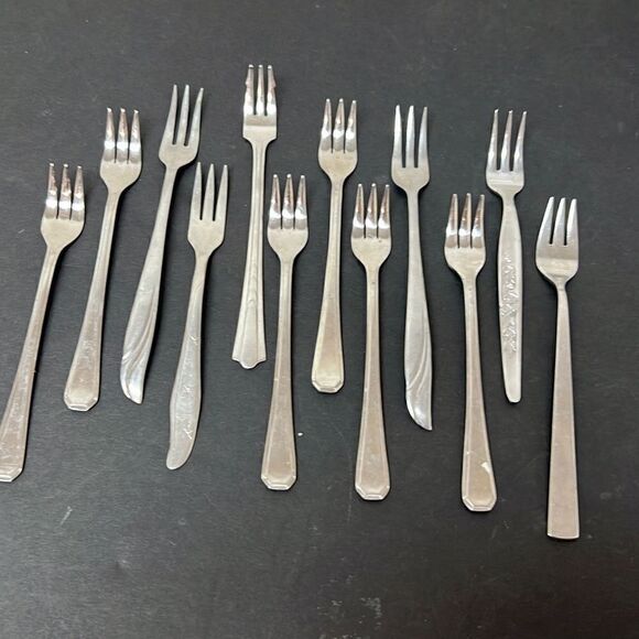 Mixed Lot Vintage Seafood Cocktail Forks Stainless Steel - Picture 1 of 13